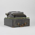 1263 4052 TYPEWRITER